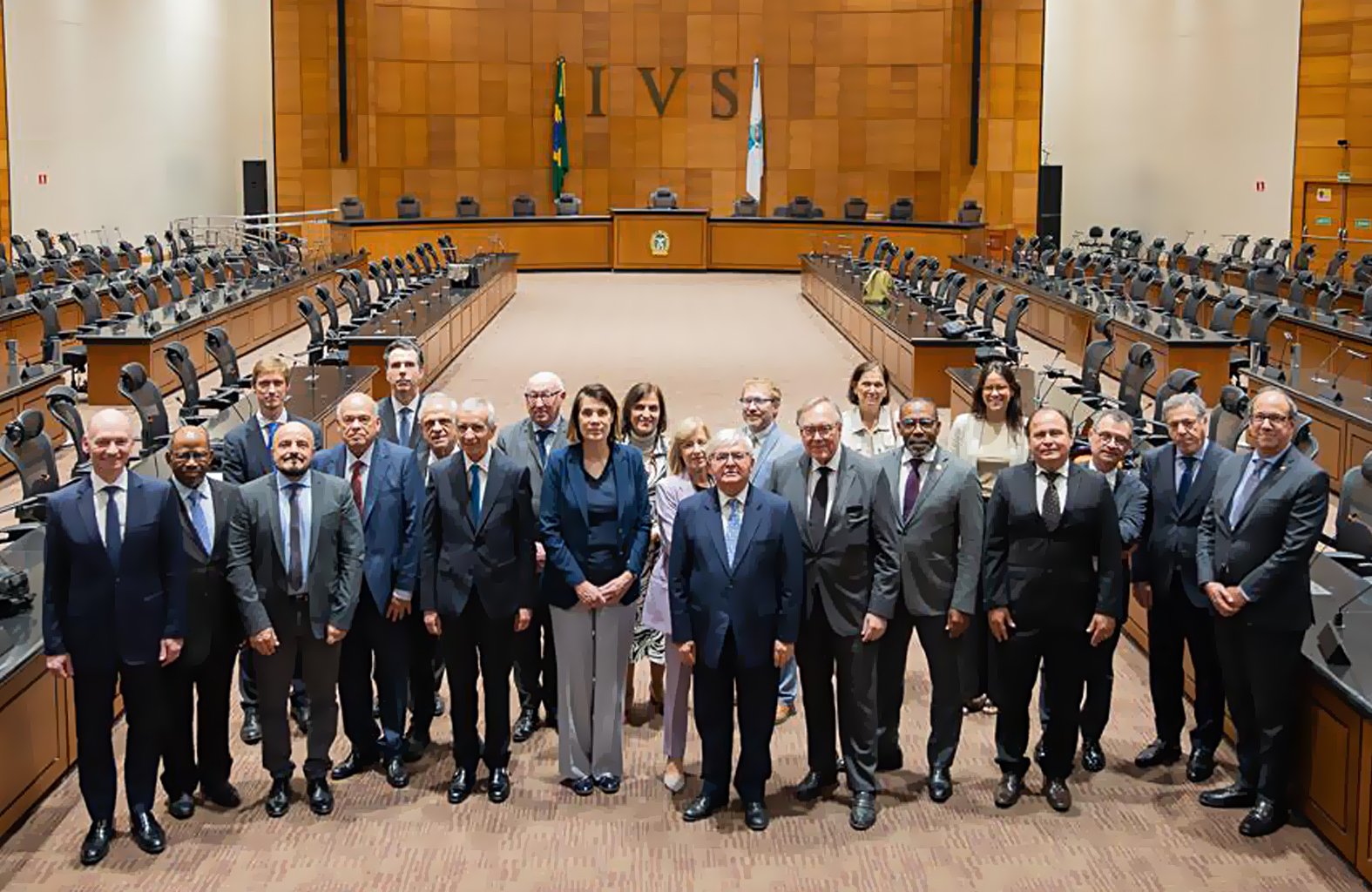El Dr. Gallardo participó en Brasil de un encuentro internacional de tribunales de alto rango